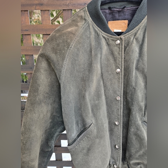 Vintage Suede Bomber Jacket - Picture 2 of 10